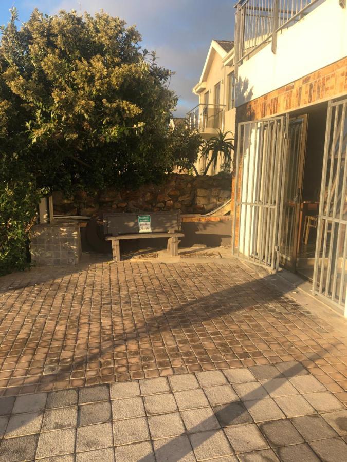 Ollava Guesthouse Simon's Town Luaran gambar