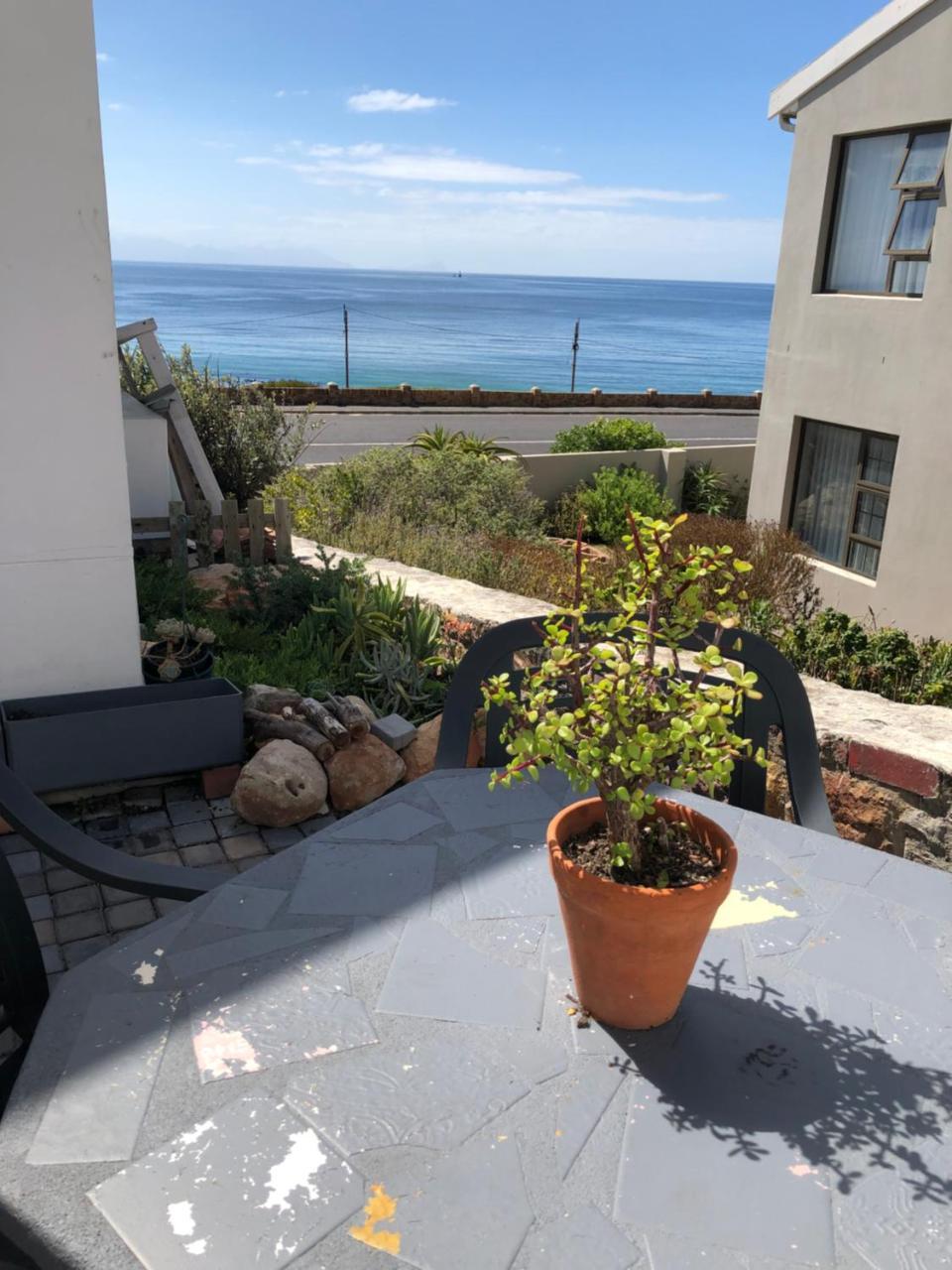 Ollava Guesthouse Simon's Town Luaran gambar